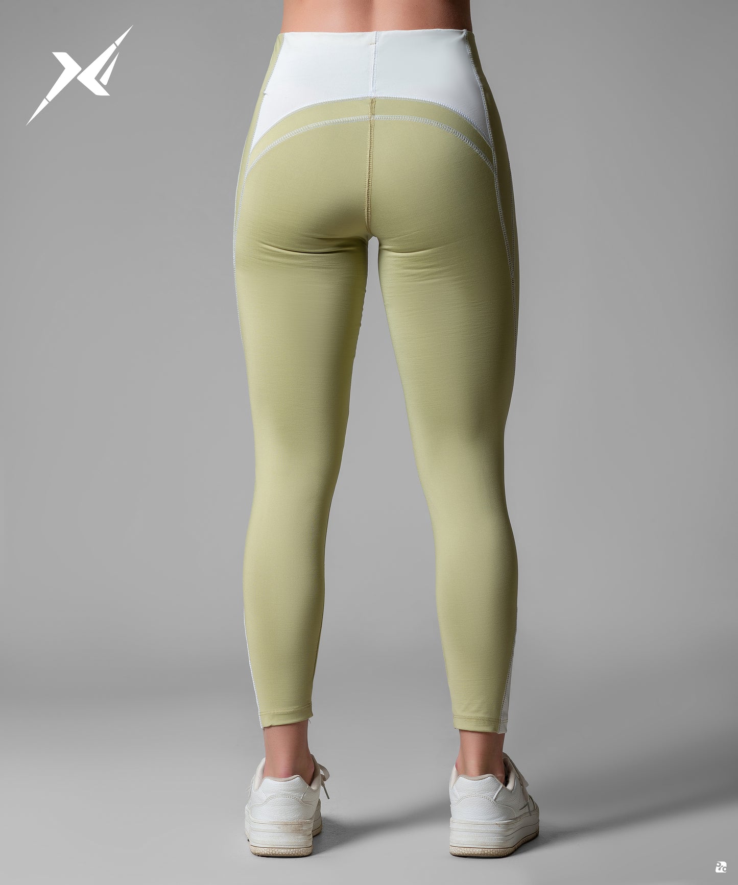 Mintgreen * White legin space