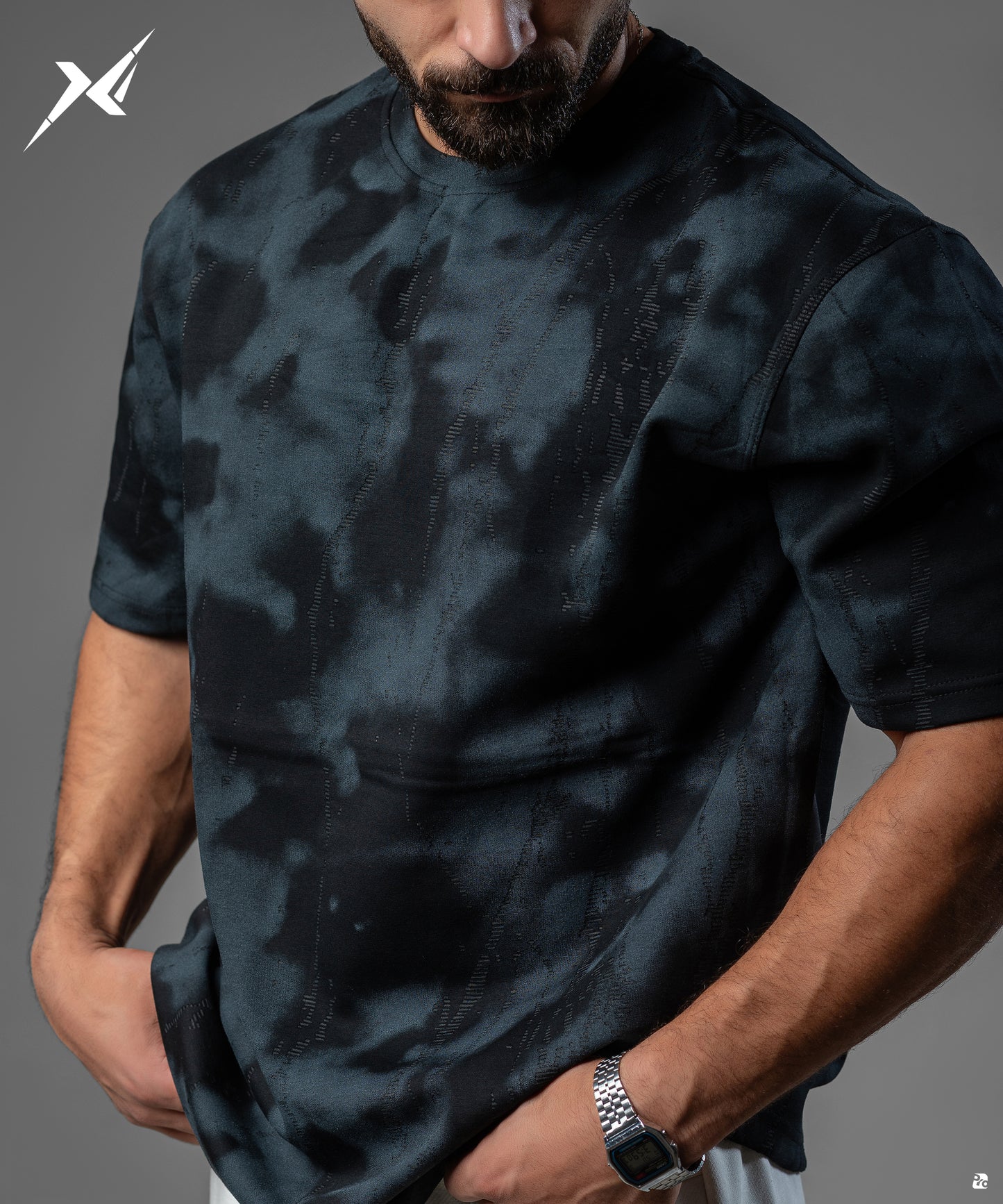 Black T-shirt Cutting print