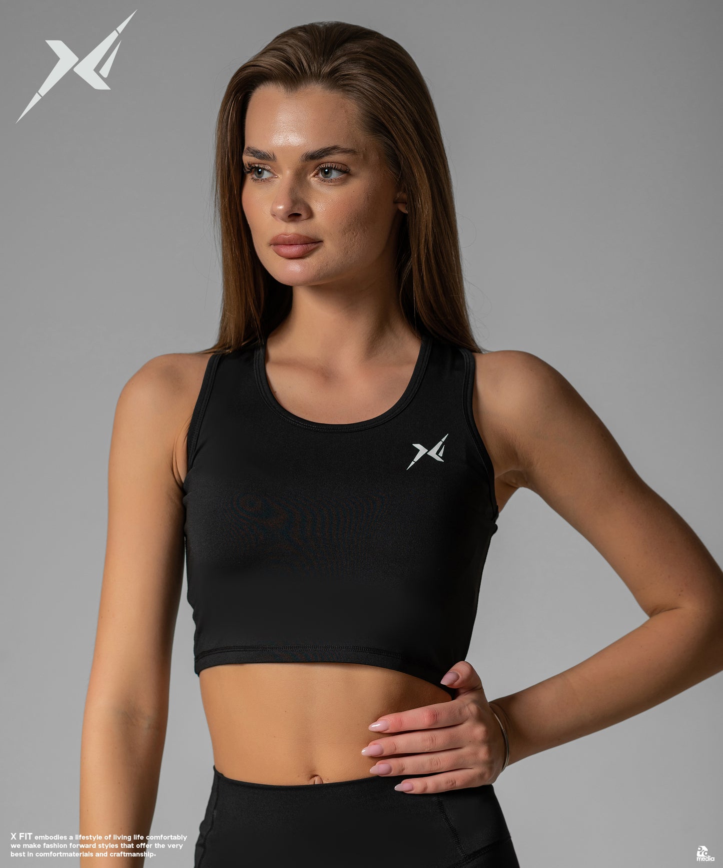 CUT CROP TOP BLACK – X-Fit